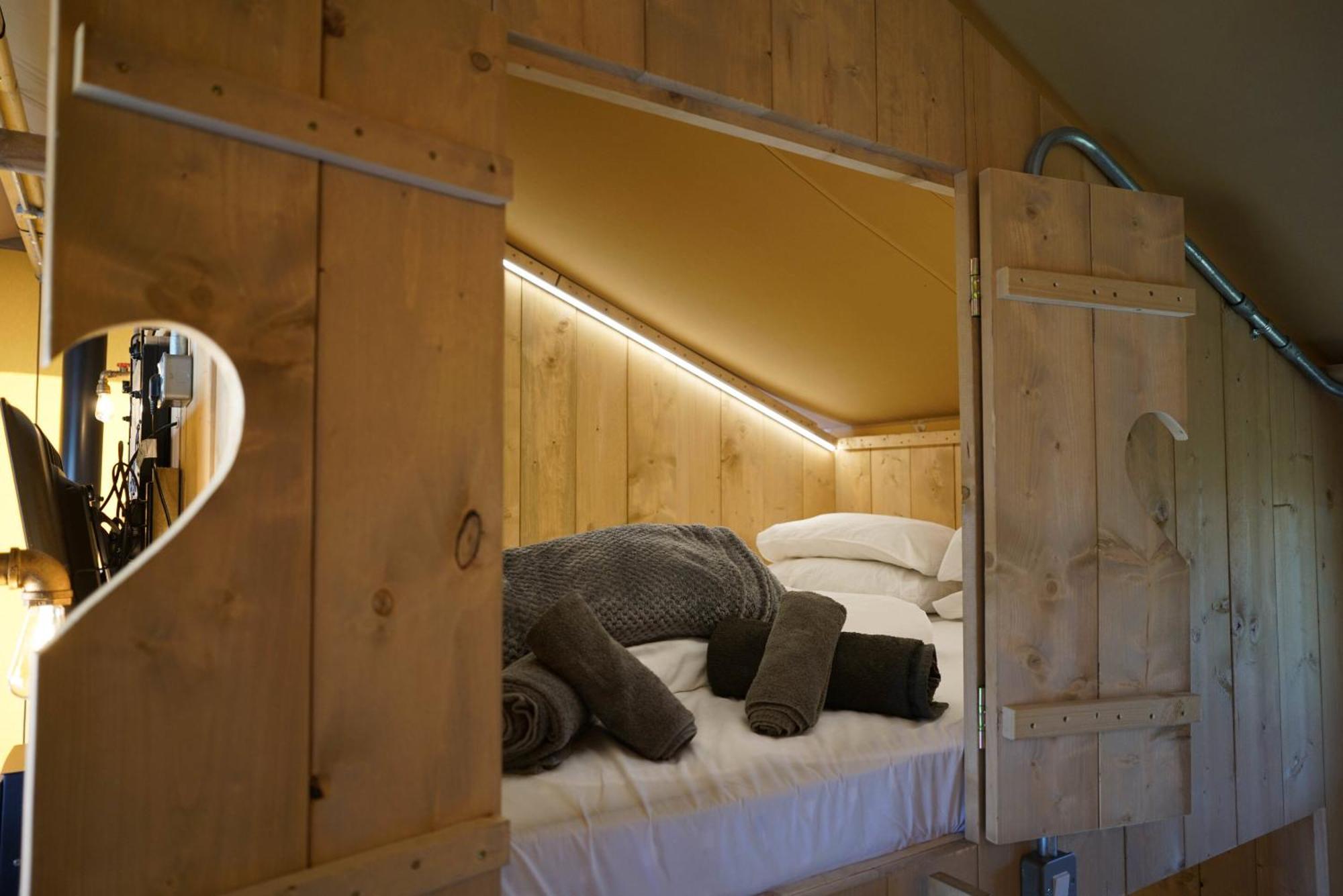 Luxury tent Jungle Book Safari Tent Tenby
